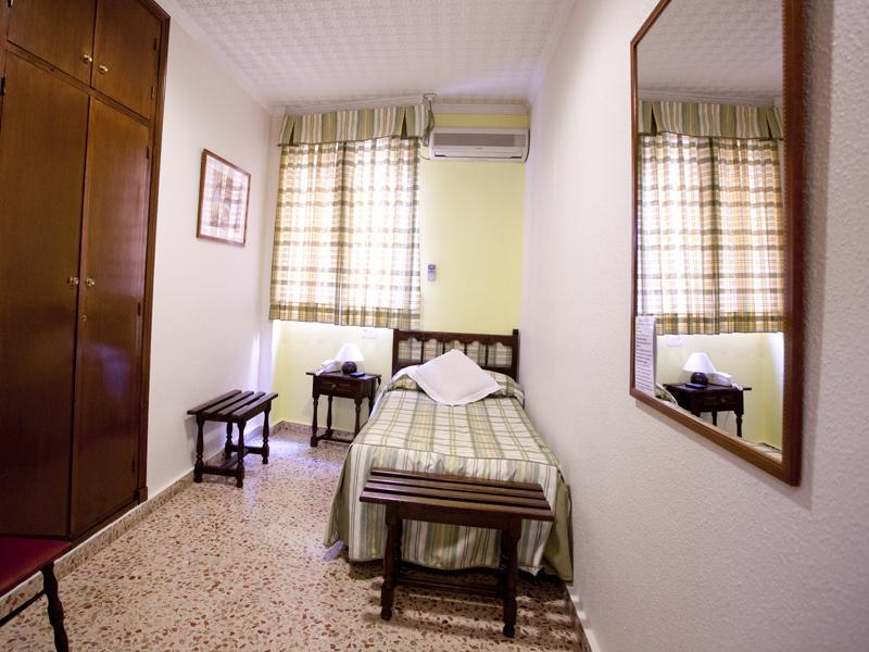 Hotel Costa 마자론 객실 사진